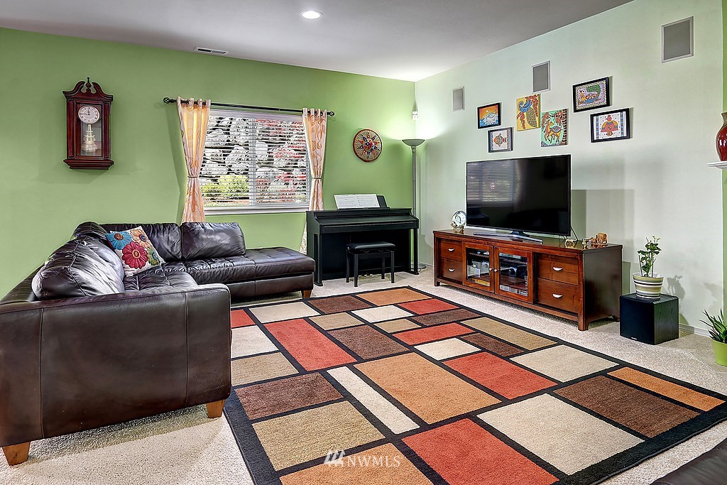 22932 27th Drive Southeast Bothell, WA 98021 - Photo 5 of 18