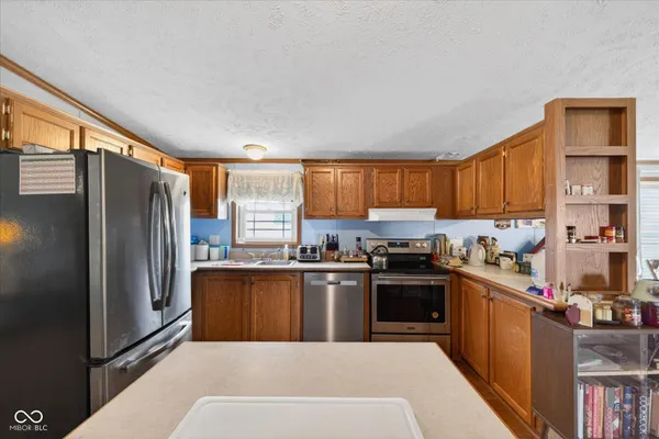 $269,900 | 2540 South Meridian Road, Mitchell, IN 47446