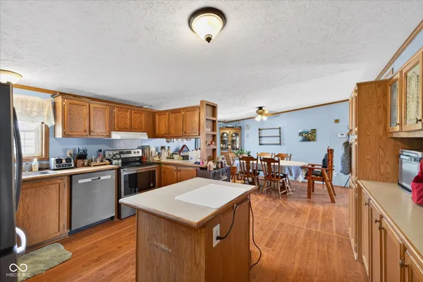 $269,900 | 2540 South Meridian Road, Mitchell, IN 47446