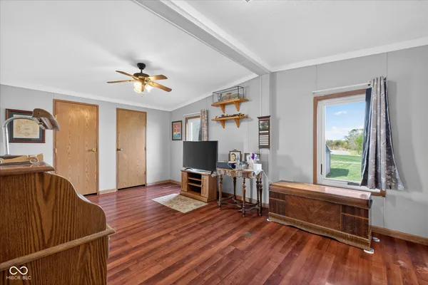 $269,900 | 2540 South Meridian Road, Mitchell, IN 47446