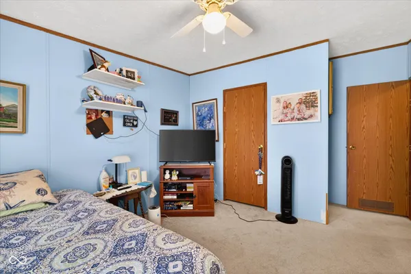 $269,900 | 2540 South Meridian Road, Mitchell, IN 47446