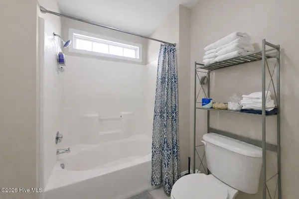 $329,999 | 107 Newhan Lane, Jacksonville, NC 28546
