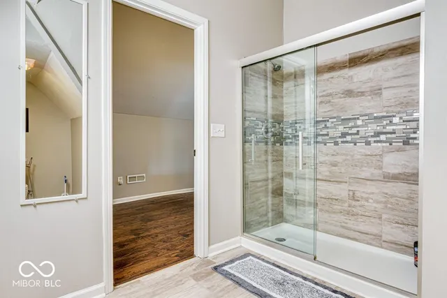 $337,500 | 922 Iowa Street, Indianapolis, IN 46203