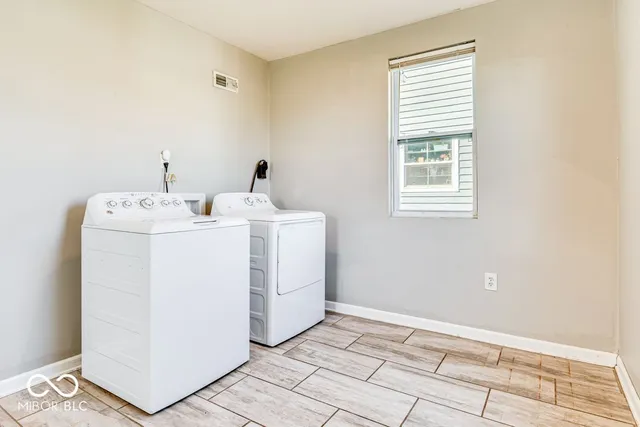 $337,500 | 922 Iowa Street, Indianapolis, IN 46203