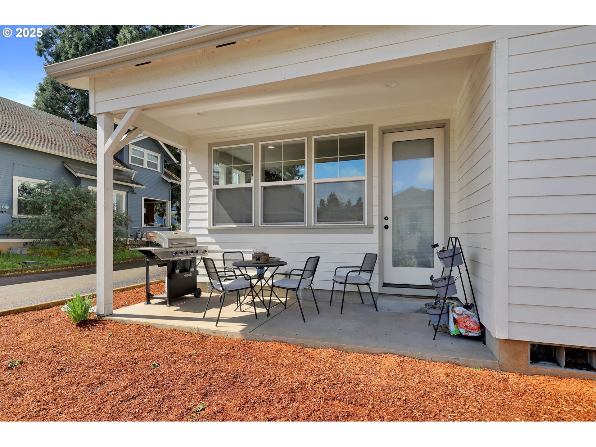 2819 Adams Street Eugene, OR 97405 - Photo 42 of 44 a view of outdoor space with seating area