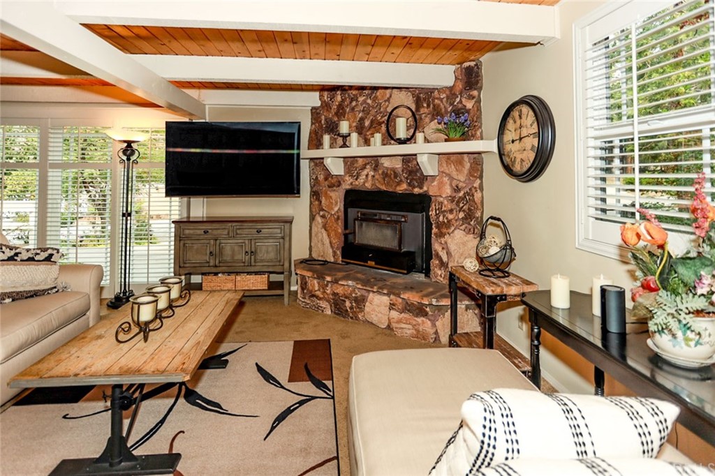 42585 Constellation Drive Big Bear Lake, CA 92315 - Photo 21 of 54