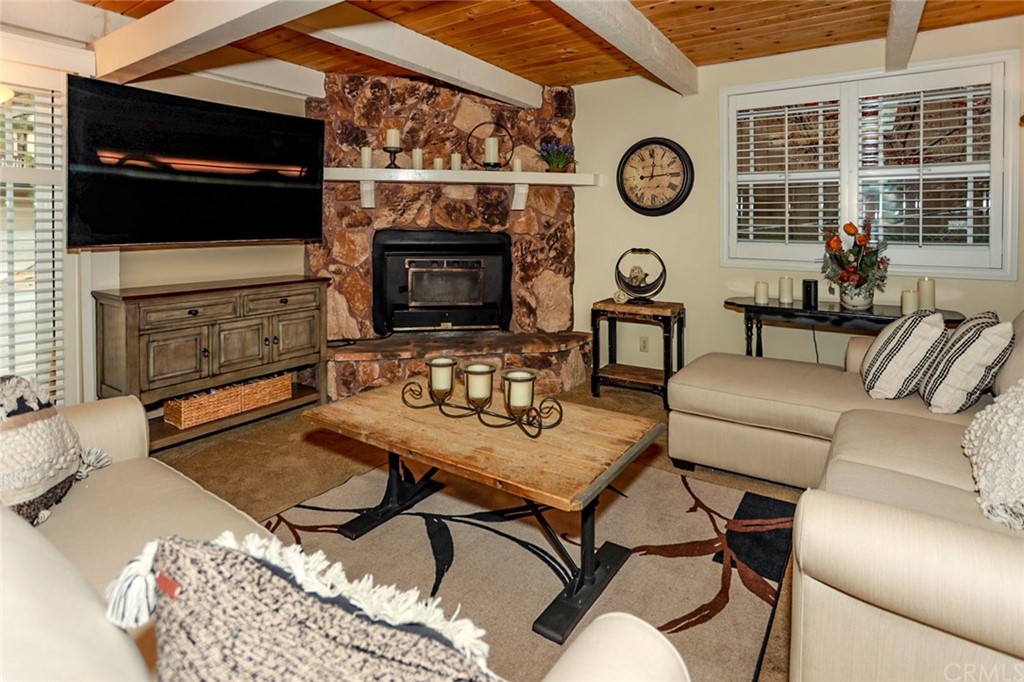 42585 Constellation Drive Big Bear Lake, CA 92315 - Photo 23 of 54