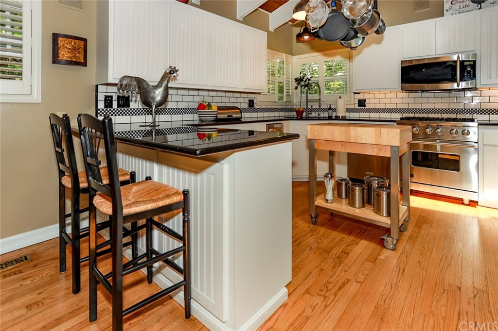 42585 Constellation Drive Big Bear Lake, CA 92315 - Photo 5 of 54