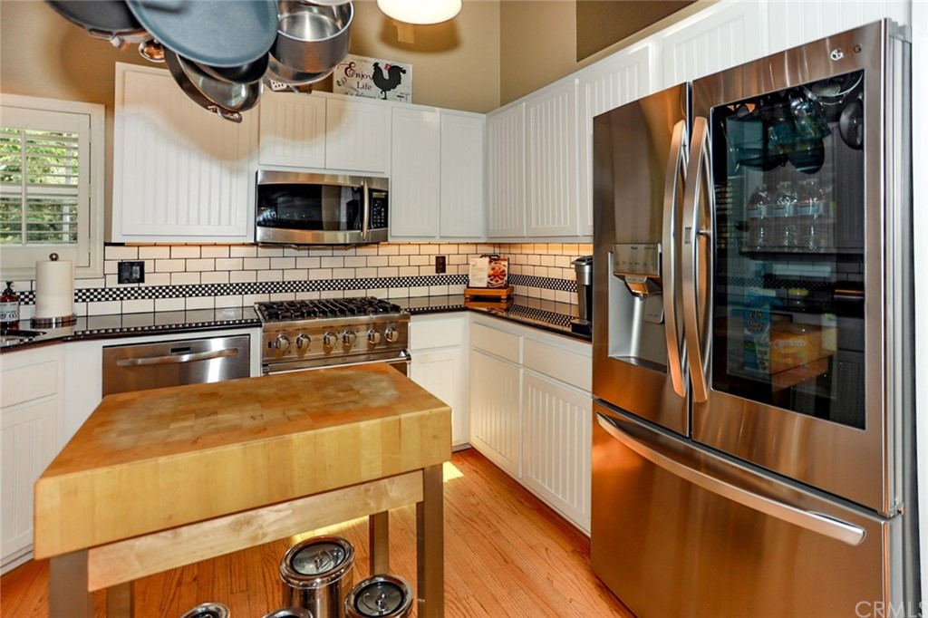 42585 Constellation Drive Big Bear Lake, CA 92315 - Photo 7 of 54