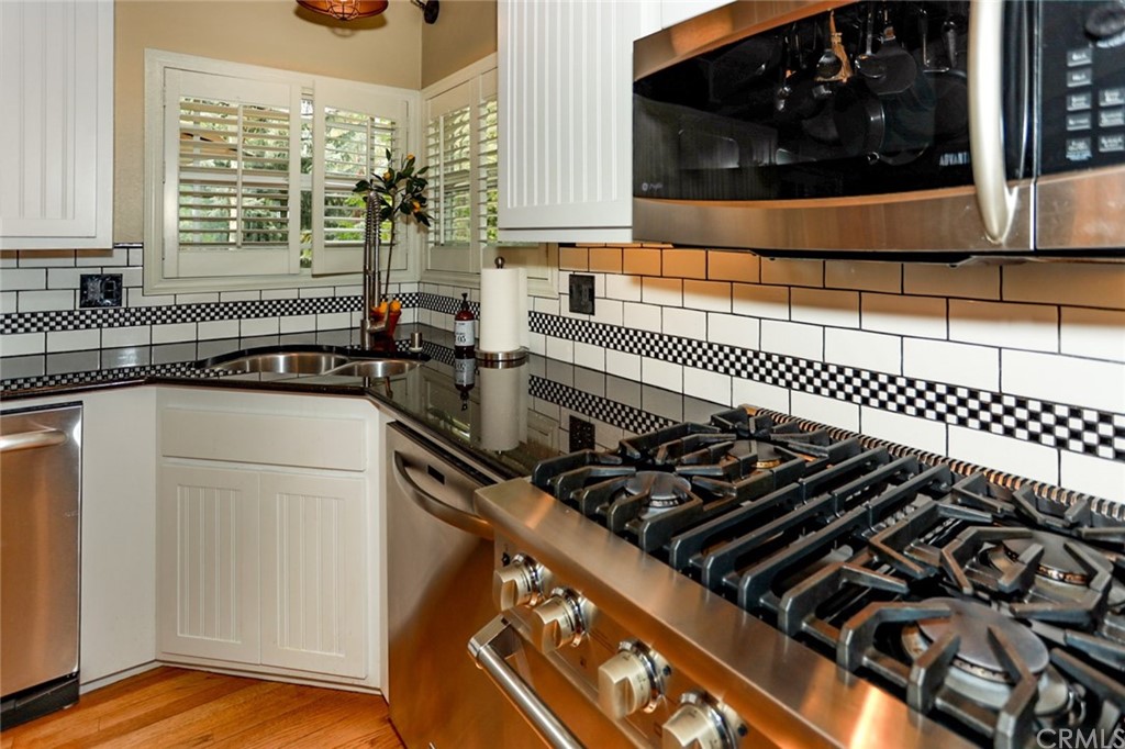 42585 Constellation Drive Big Bear Lake, CA 92315 - Photo 8 of 54