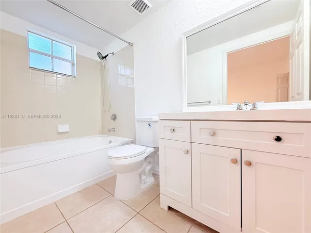 $2,200 | 308 Belmont Lane, Unit 308, North Lauderdale, FL 33068