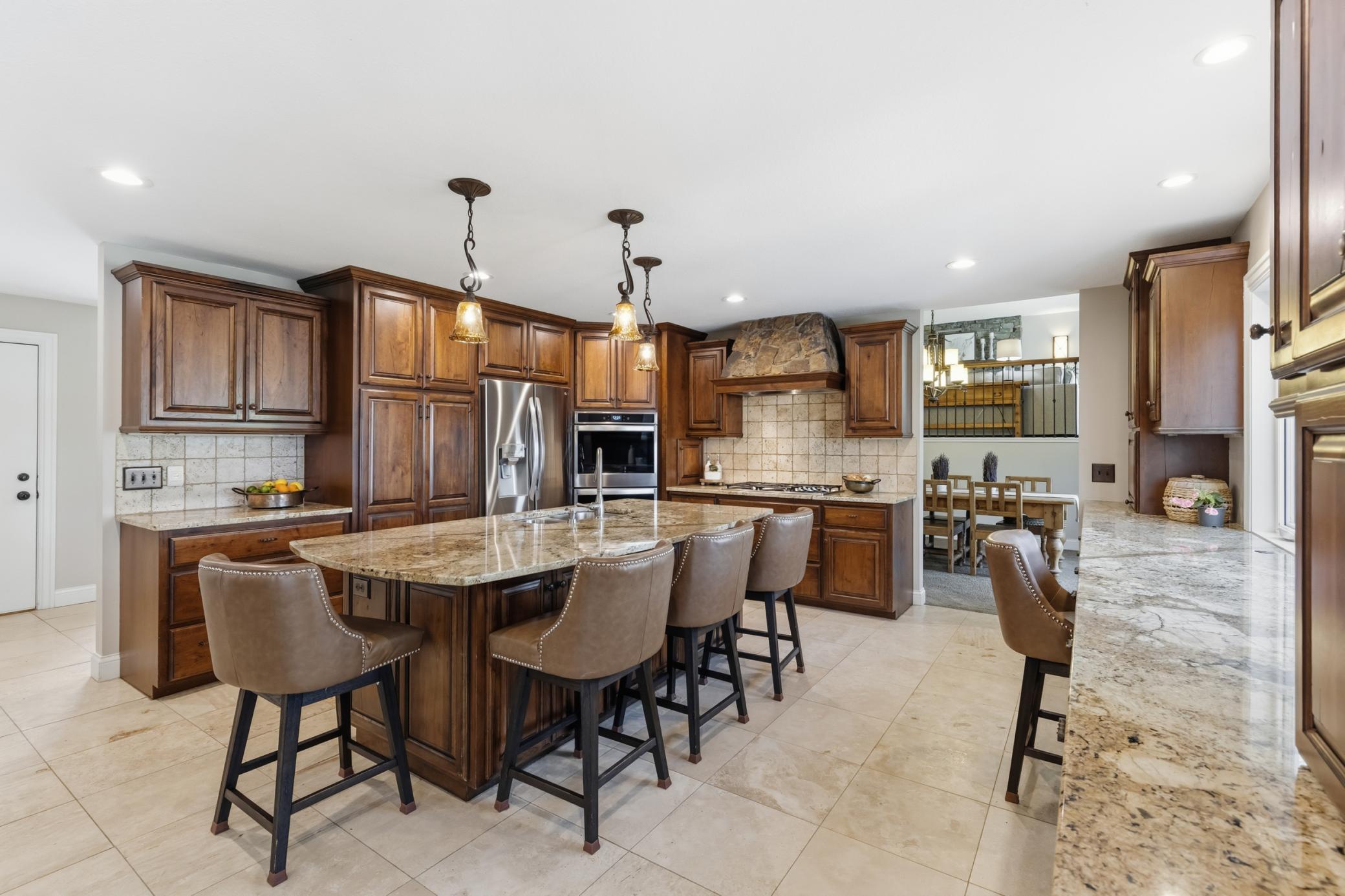 6570 Rustic Road Southeast Prior Lake, MN 55372 - Photo 8 of 51
