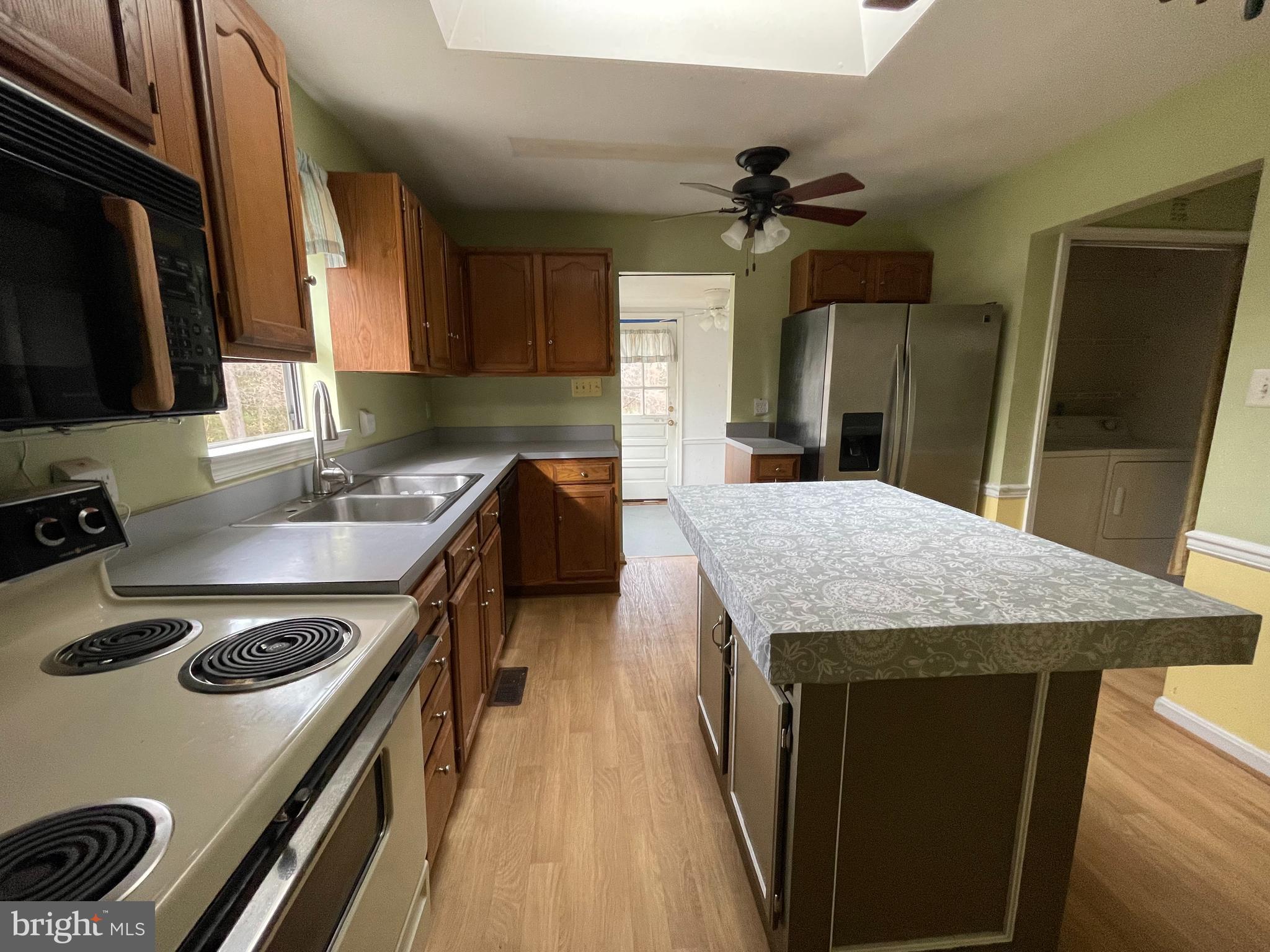 7622 Courthouse Road Spotsylvania, VA 22551 - Photo 5 of 16 Gallery Image 5