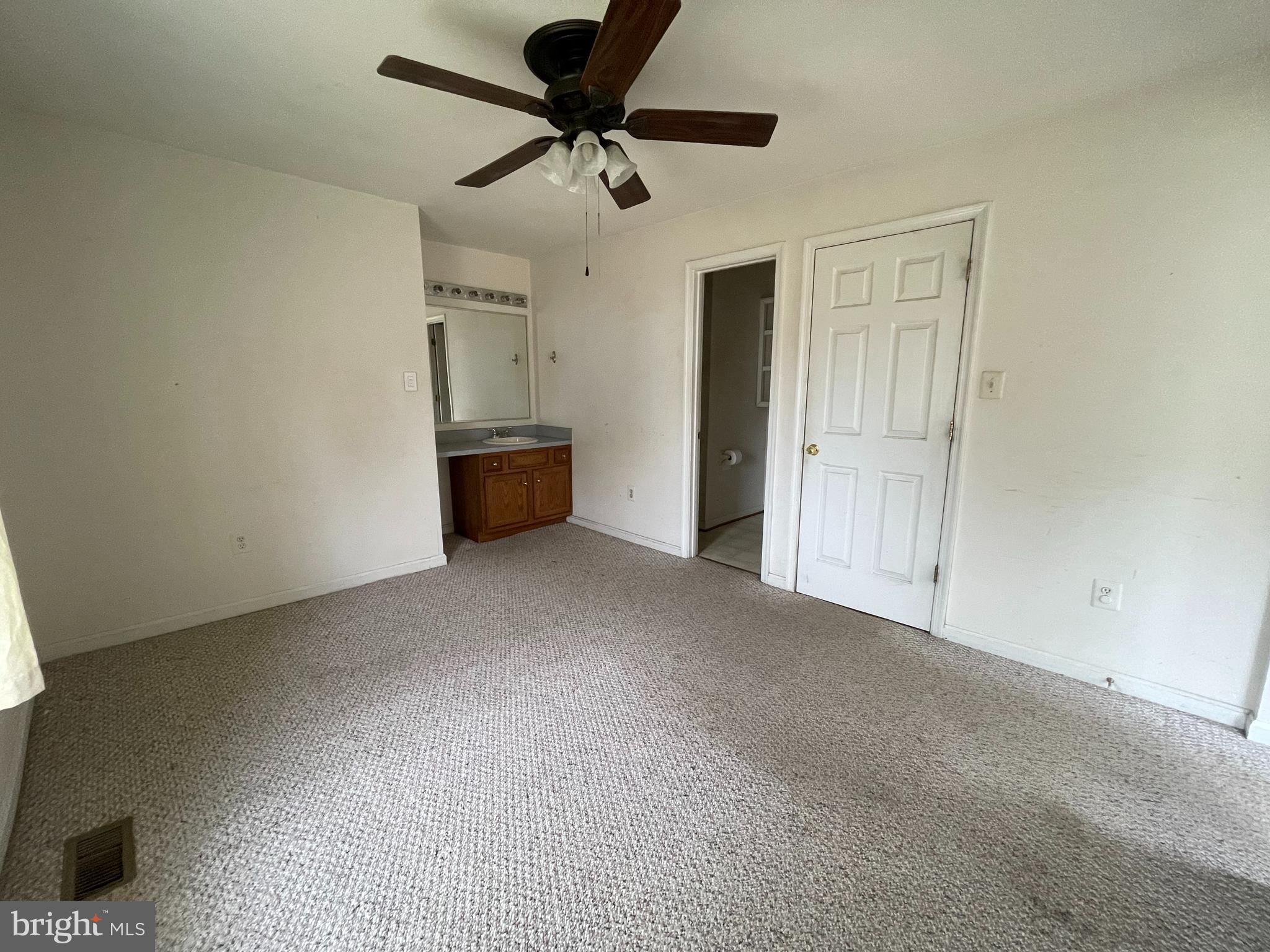 7622 Courthouse Road Spotsylvania, VA 22551 - Photo 7 of 16 Gallery Image 7
