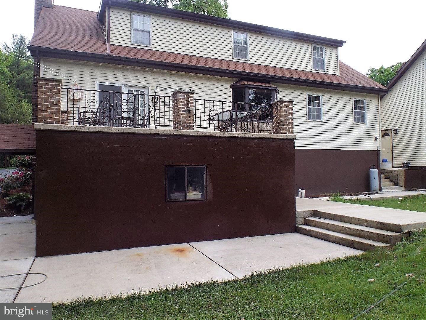643 Airport Road Ashland, PA 17921 - Photo 4 of 25