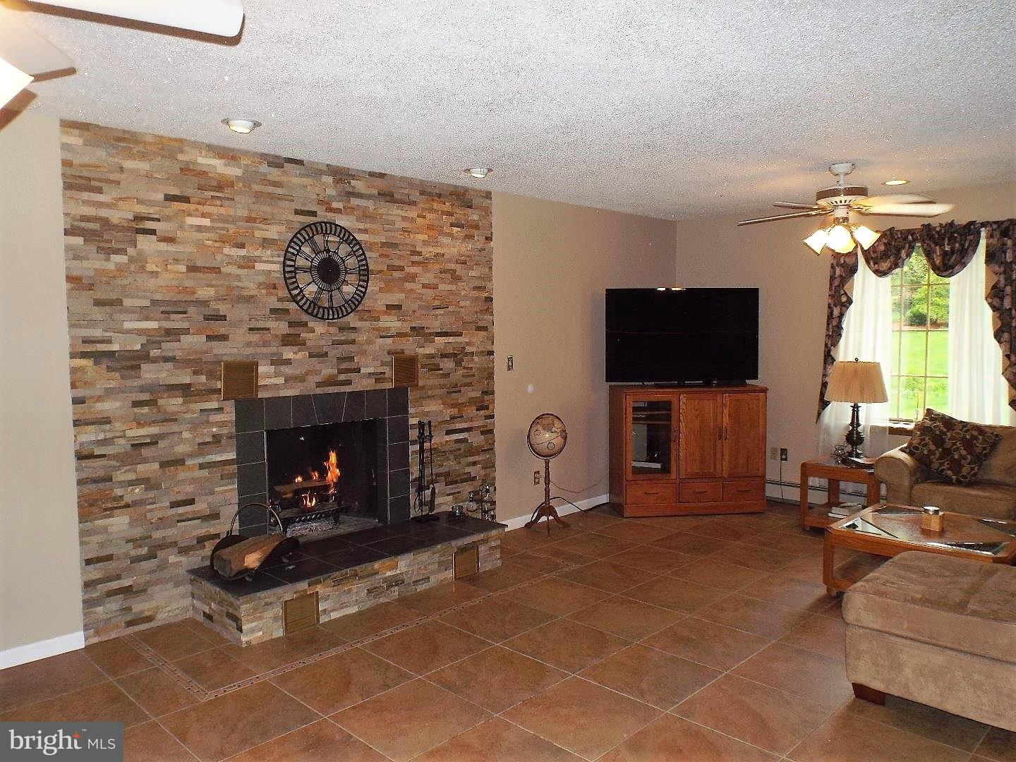 643 Airport Road Ashland, PA 17921 - Photo 7 of 25