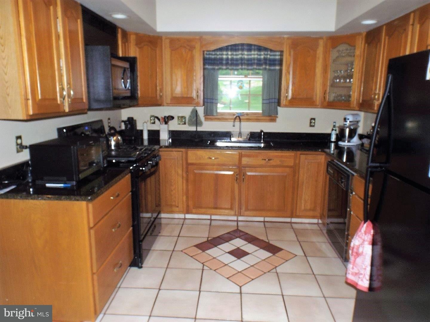 643 Airport Road Ashland, PA 17921 - Photo 9 of 25