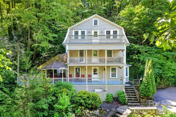 $995,000 | 238 Texas Spur Road, Montreat, NC 28711