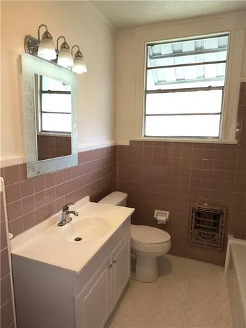 $1,600 | 307 Labarre Drive, Metairie, LA 70001