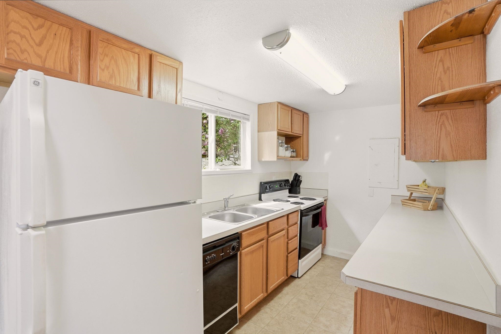 4090 Tamarack Bay Road Loon Lake, WA 99148 - Photo 13 of 47 Gallery Image 13