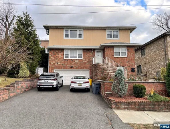 $3,300 | 452 7th Street, Unit 1, Palisades Park, NJ 07650