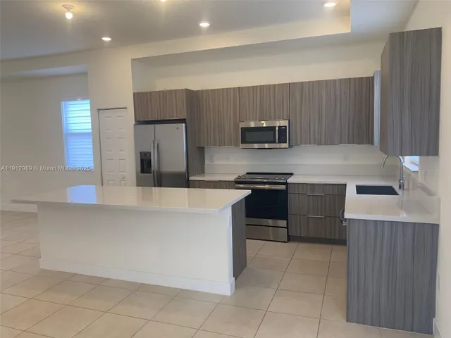 $3,400 | 10443 Northwest 82nd Street, Unit 31, Doral, FL 33178