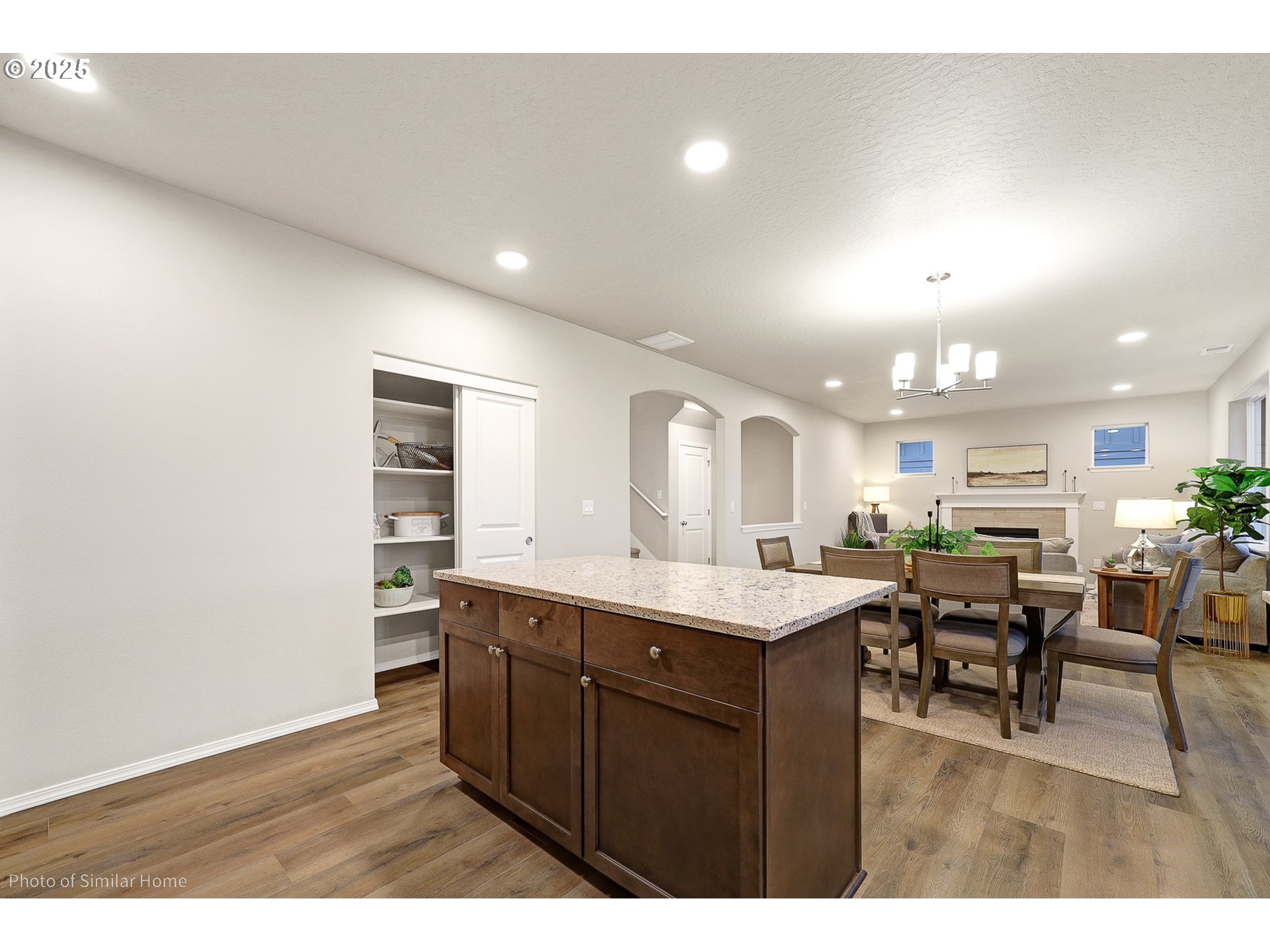 5089 Cedar View Drive Springfield, OR 97478 - Photo 6 of 16 Gallery Image 6