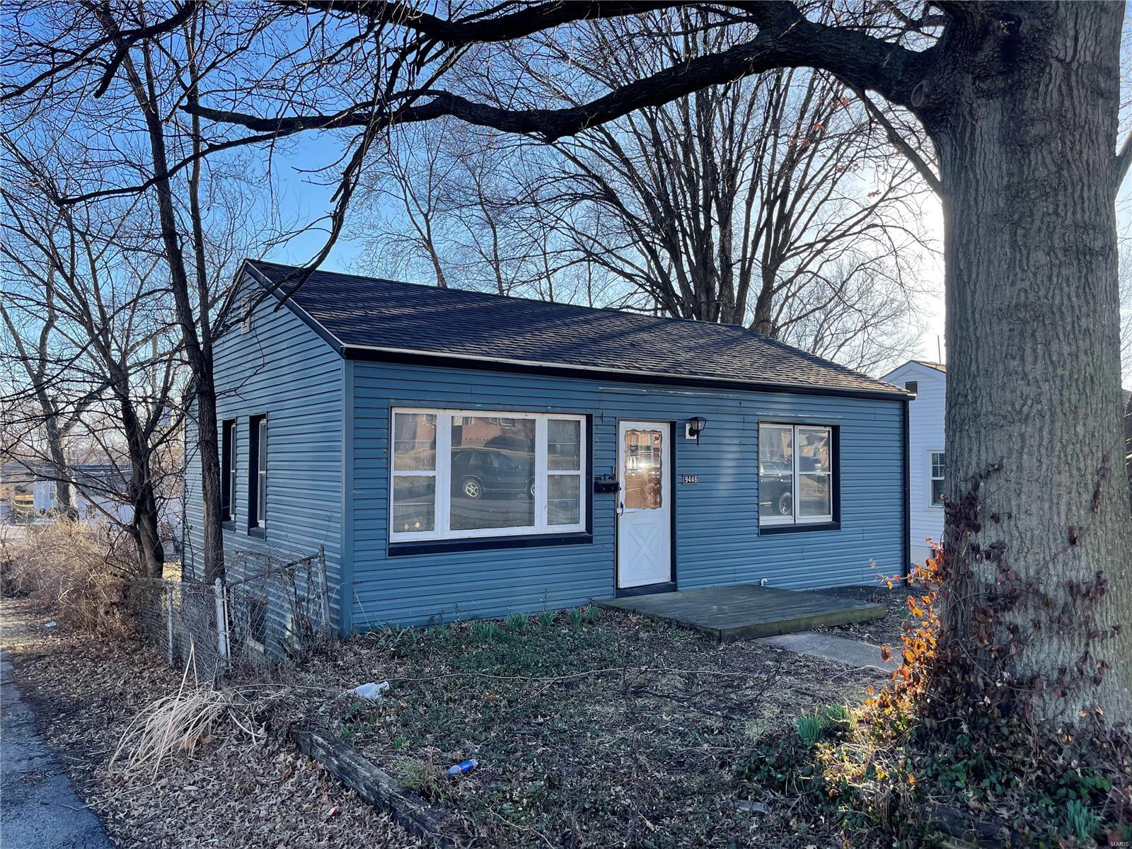 9446 Ridge Avenue St. Louis, MO 63114 - Photo 1 of 18 Gallery Image 1