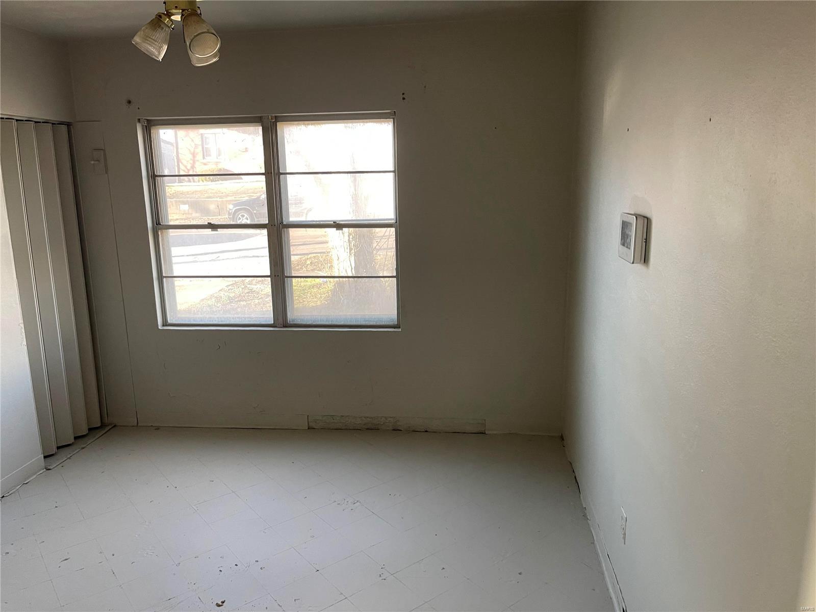 9446 Ridge Avenue St. Louis, MO 63114 - Photo 11 of 18 Gallery Image 11