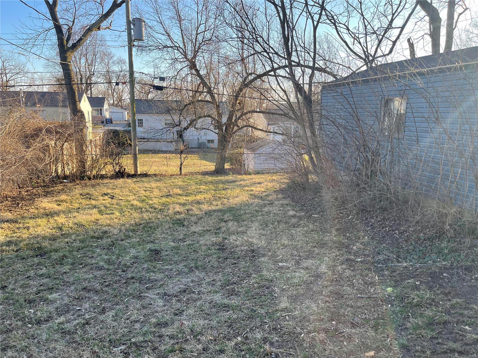 9446 Ridge Avenue St. Louis, MO 63114 - Photo 5 of 18 Gallery Image 5