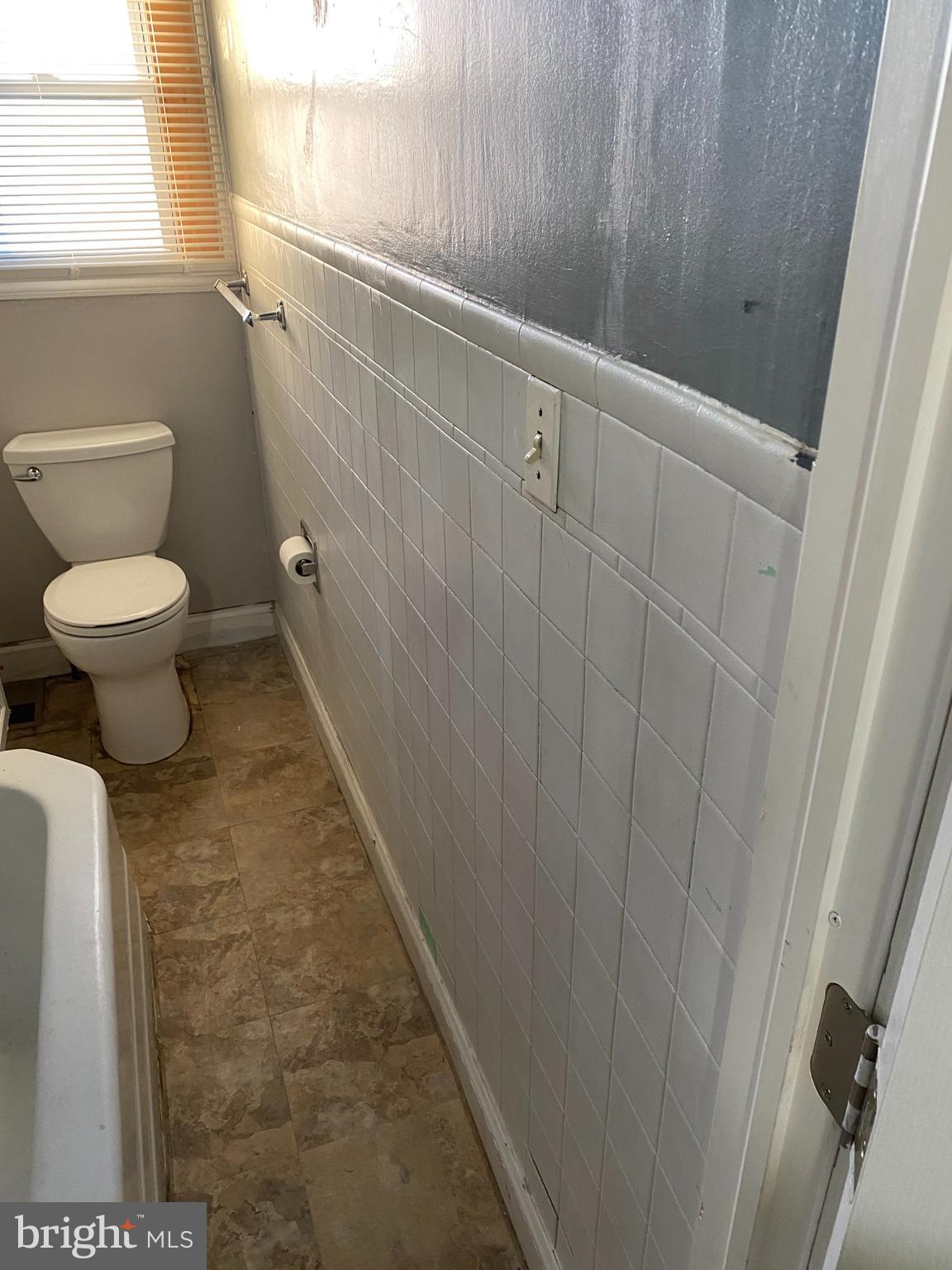 634 Laurel Street Delanco, NJ 08075 - Photo 21 of 24 Upstairs Bath