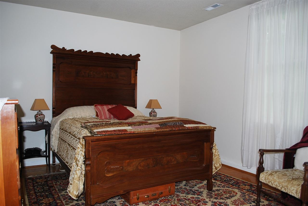 4906 Brookhaven Drive Raleigh, NC 27612 - Photo 17 of 25 Photo 17