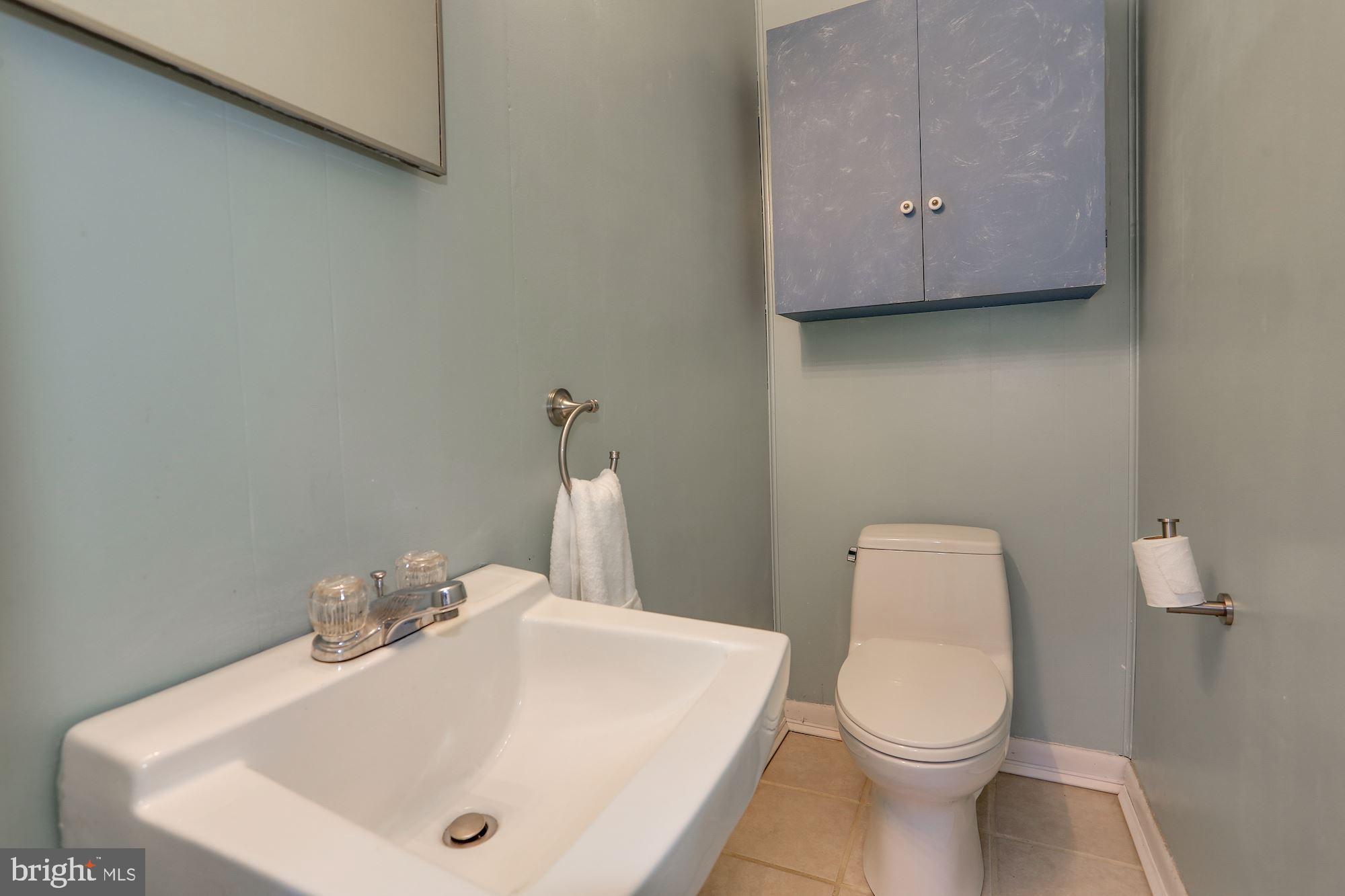 4916 Flint Drive Bethesda, MD 20816 - Photo 9 of 29