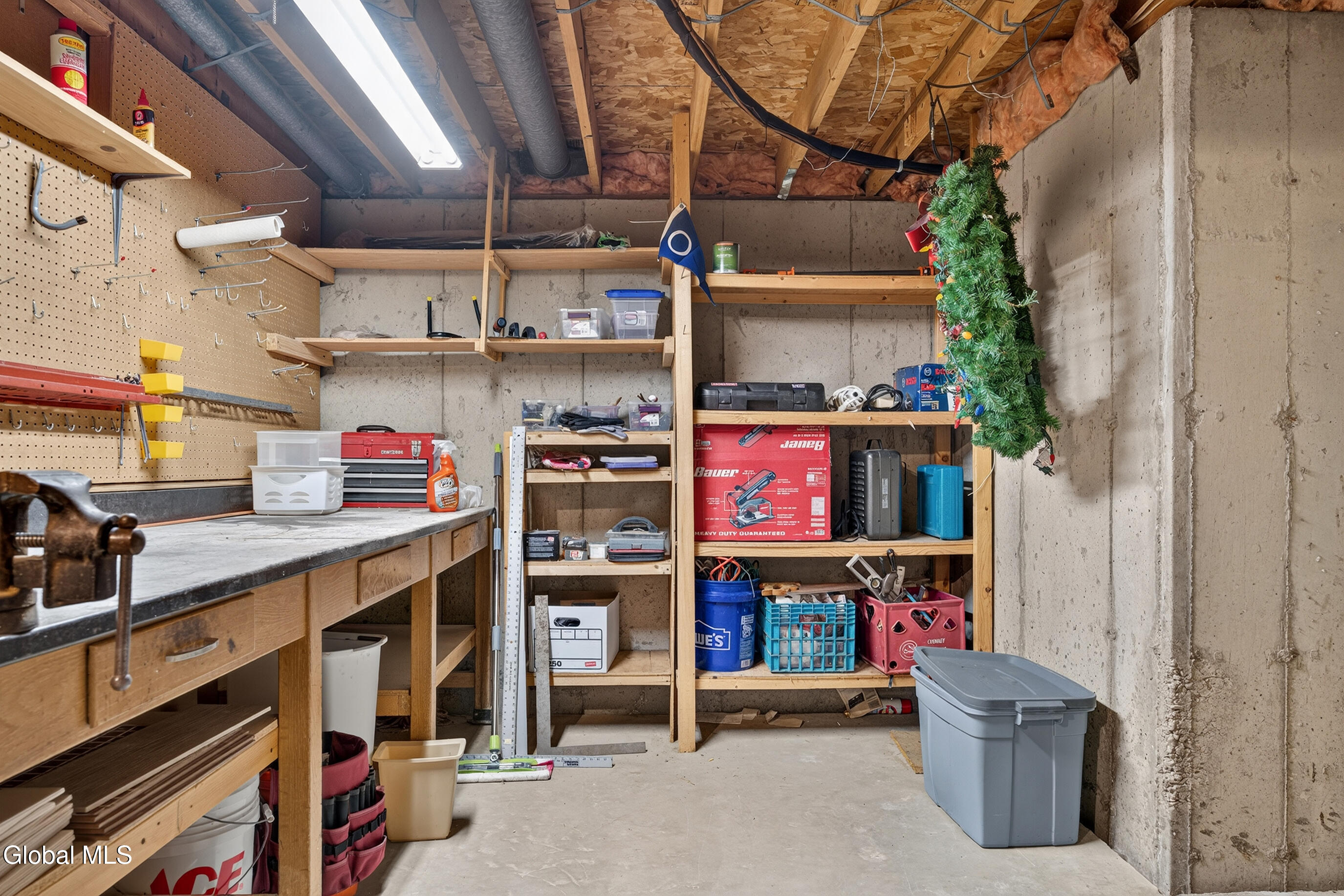 44 Mallard Road Bethlehem, NY 12077 - Photo 56 of 90 064-44-Mallard-Rd-Glenmont-NY-12077