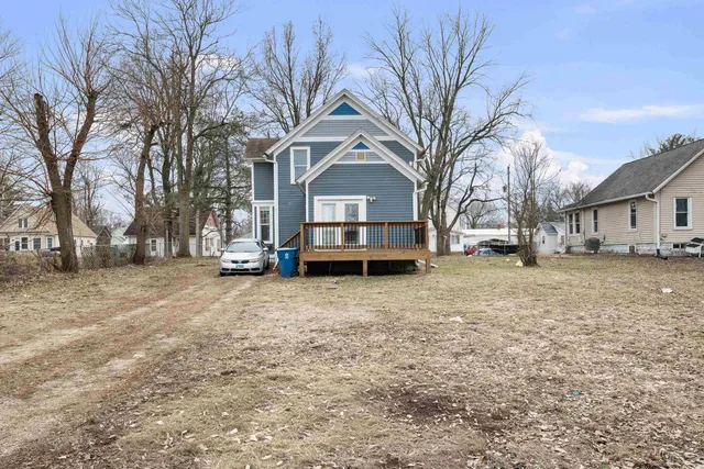 $120,000 | 581 20th Avenue, Rock Island, IL 61201