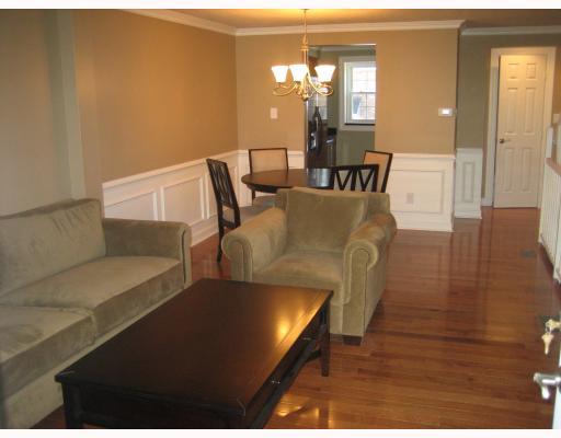 5491-3 Library Road, Unit 3 Bethel Park, PA 15102 - Photo 2 of 9 Den/Family/Great Room.