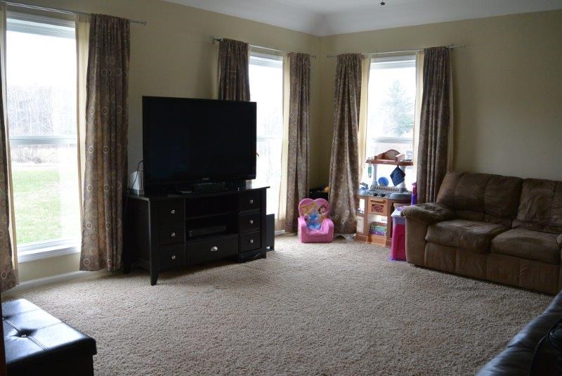 3136 Five Mile Road Traverse City, MI 49686 - Photo 14 of 41 1798418-13.JPG