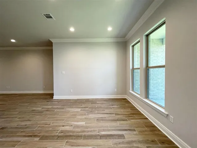 $309,190 | 4474 Lakes Edge Drive, Lake Charles, LA 70607