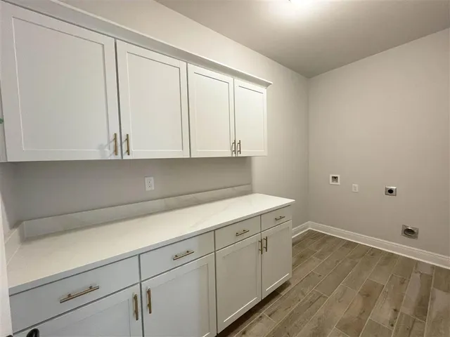 $309,190 | 4474 Lakes Edge Drive, Lake Charles, LA 70607