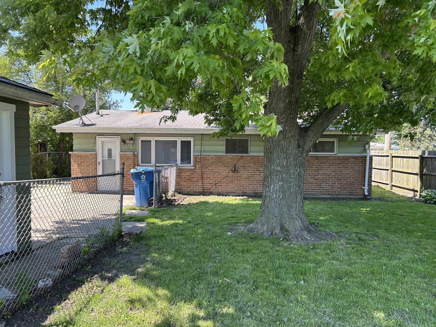 1353 Stanley Boulevard Calumet City, IL 60409 - Photo 11 of 11