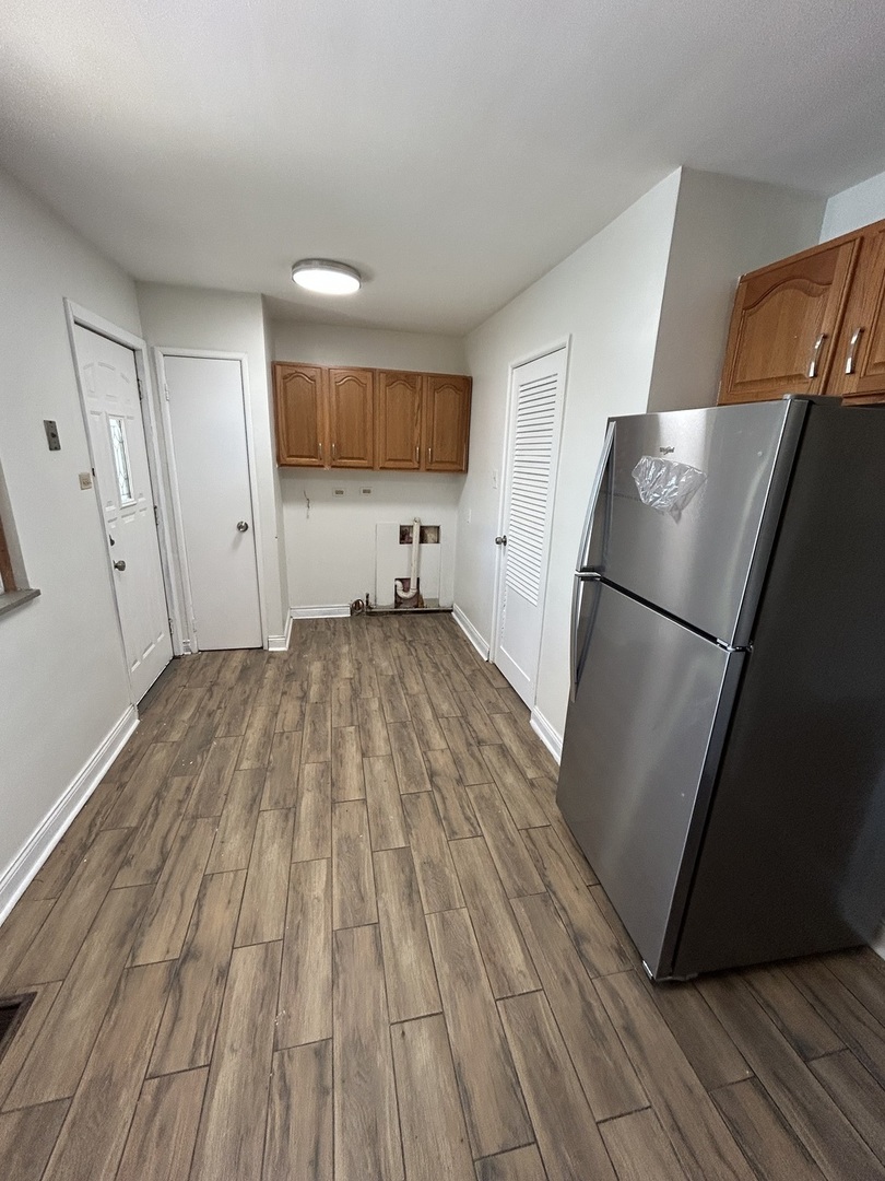 1353 Stanley Boulevard Calumet City, IL 60409 - Photo 4 of 11