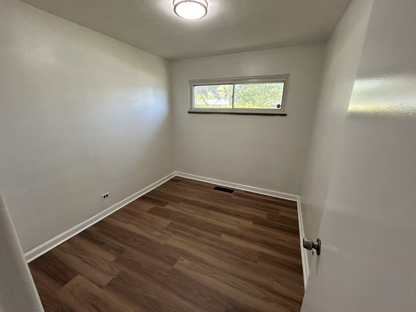 1353 Stanley Boulevard Calumet City, IL 60409 - Photo 7 of 11