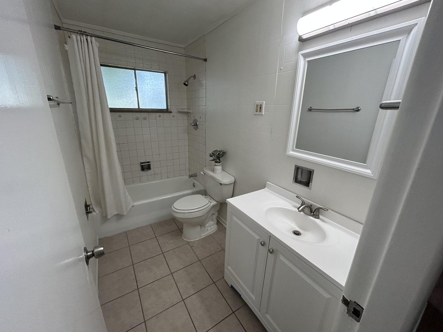 1353 Stanley Boulevard Calumet City, IL 60409 - Photo 8 of 11