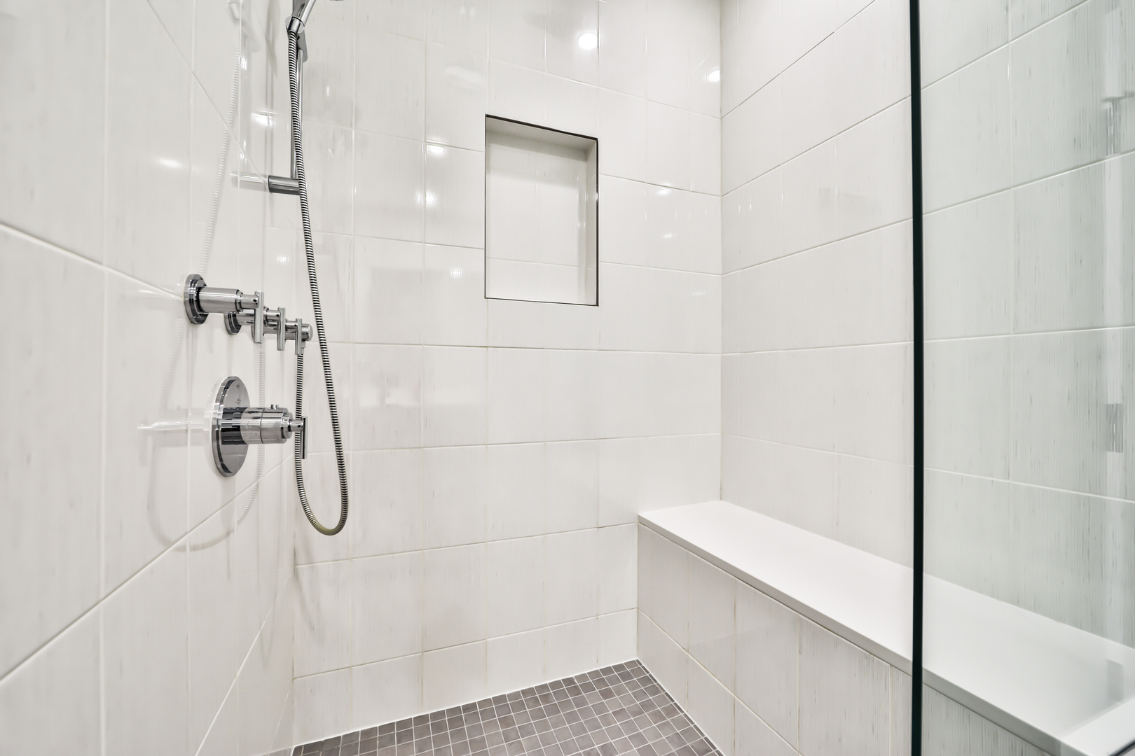 35 North Aberdeen Street, Unit 4S Chicago, IL 60607 - Photo 17 of 30