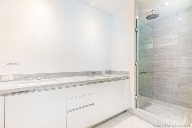 $3,450,000 | 16901 Collins Avenue, Unit 2301, Sunny Isles Beach, FL 33160