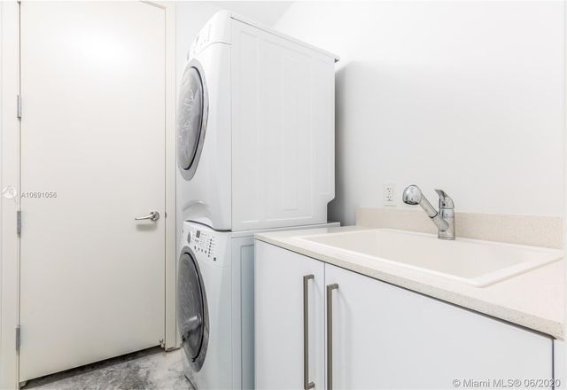 $3,450,000 | 16901 Collins Avenue, Unit 2301, Sunny Isles Beach, FL 33160