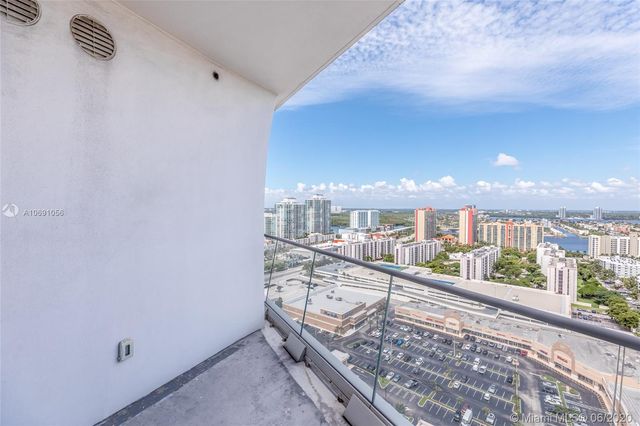 $3,450,000 | 16901 Collins Avenue, Unit 2301, Sunny Isles Beach, FL 33160