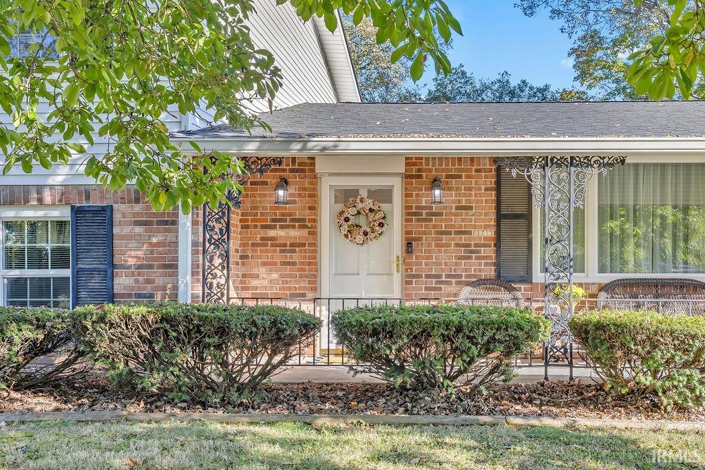 7128 Milhouse Road Indianapolis, IN 46221 - Photo 3 of 30