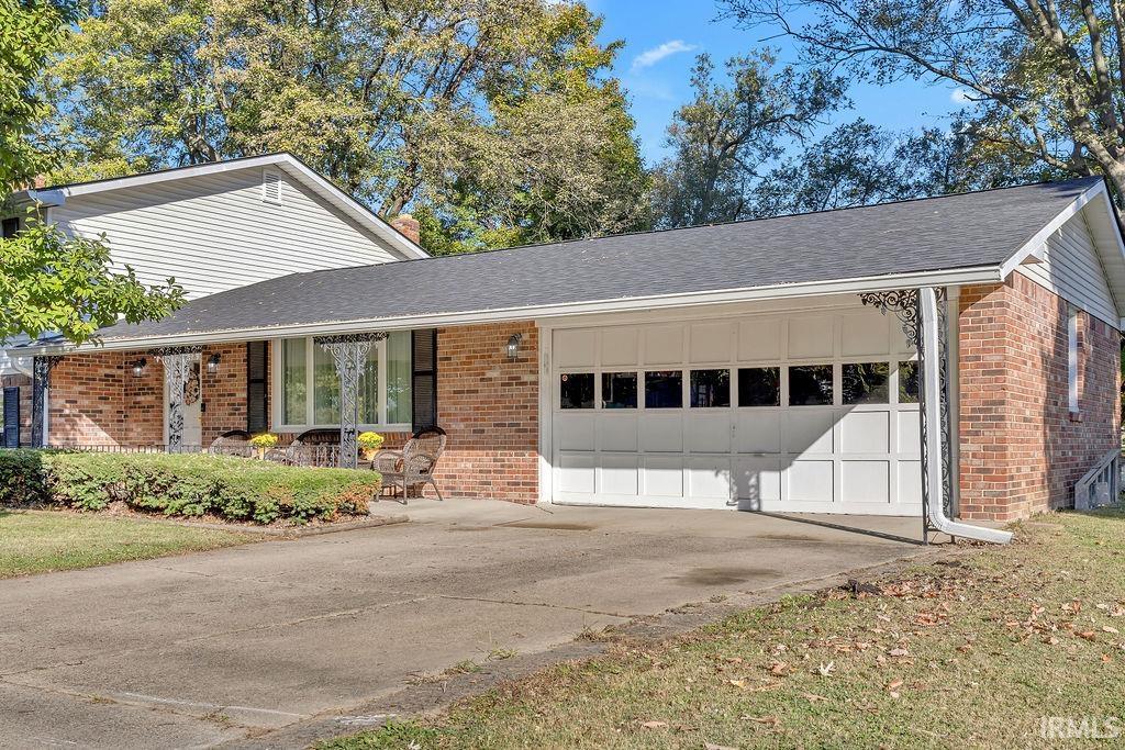 7128 Milhouse Road Indianapolis, IN 46221 - Photo 4 of 30
