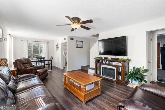 $242,000 | 610 Country Club Road, Folkston, GA 31537